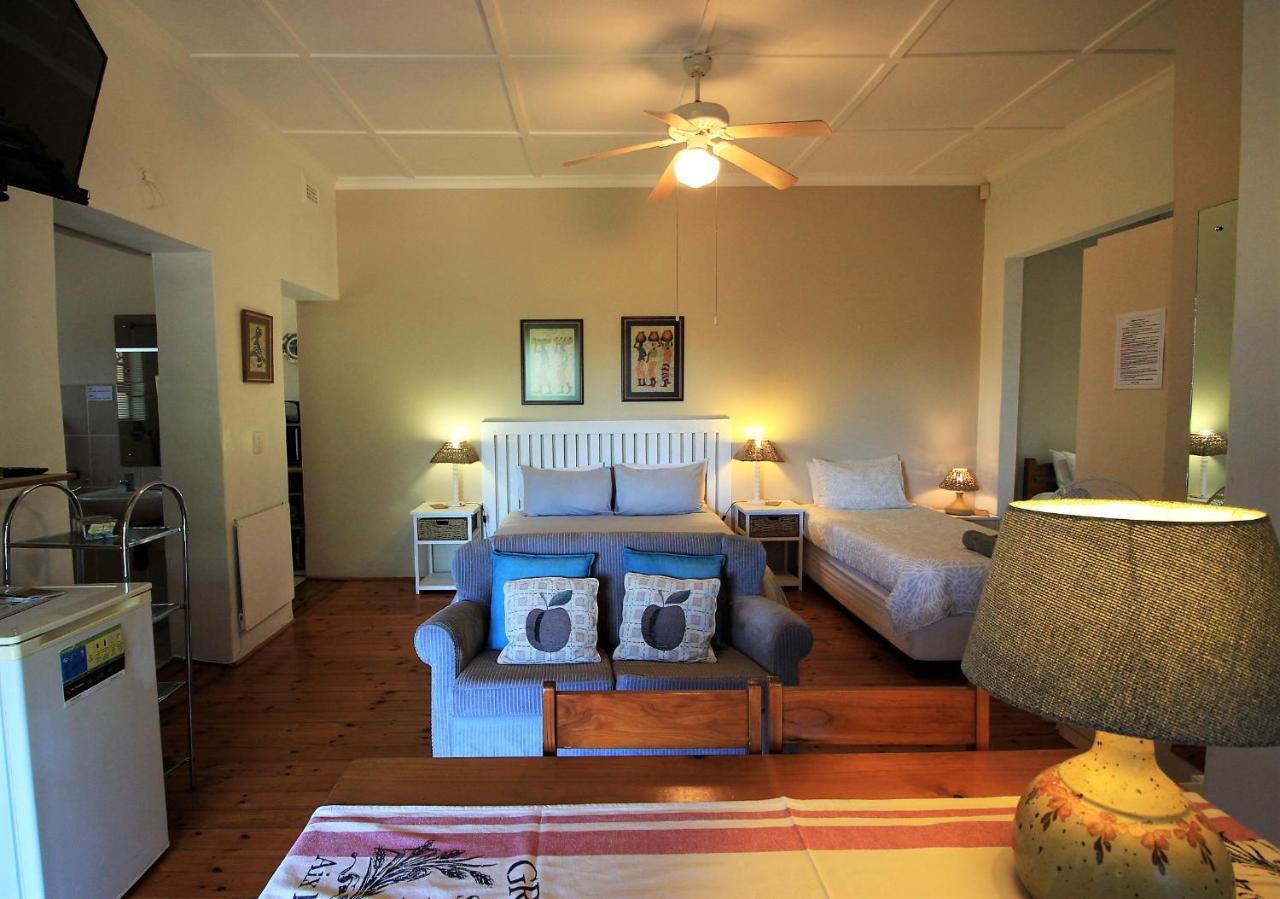 Dempsey'S Self-Catering Guest House Port Elizabeth Exteriér fotografie