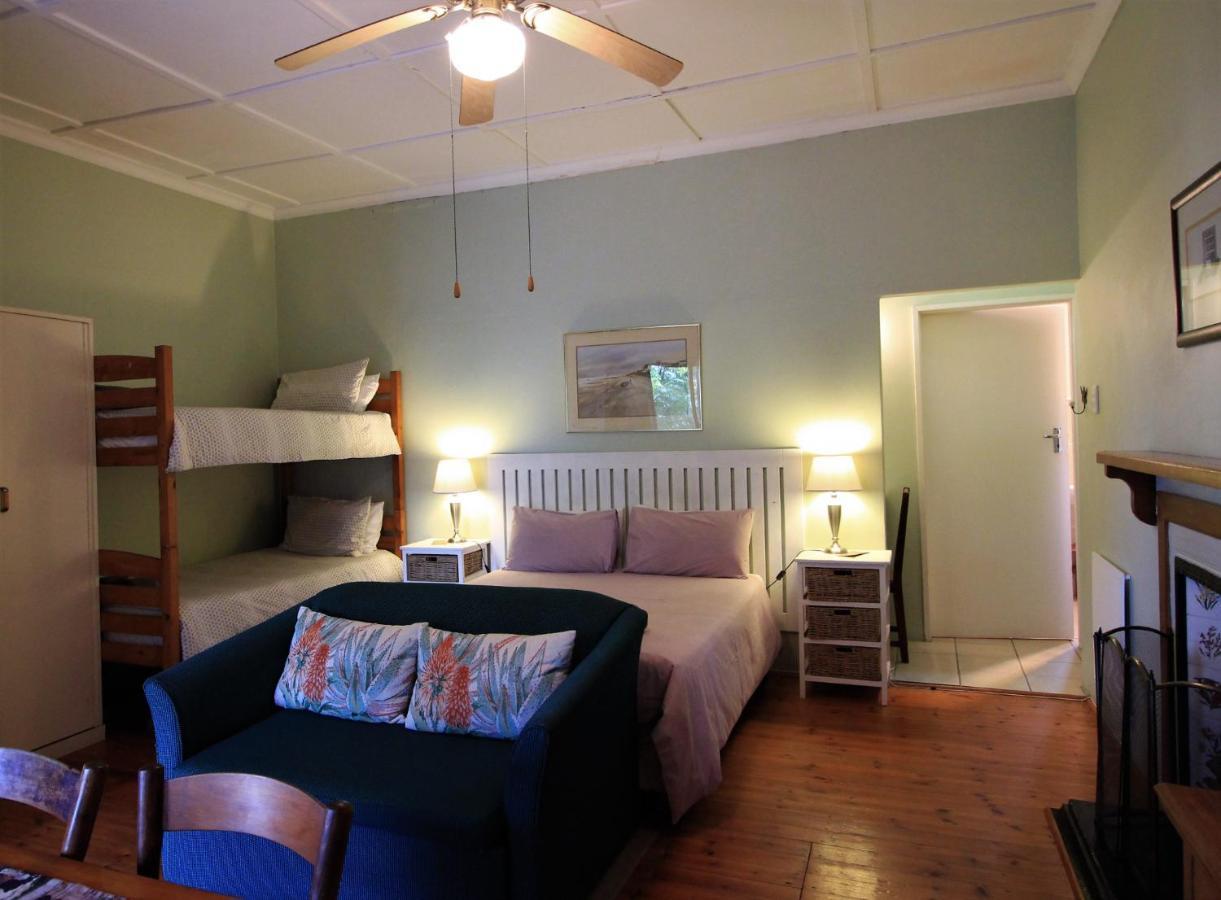 Dempsey'S Self-Catering Guest House Port Elizabeth Exteriér fotografie
