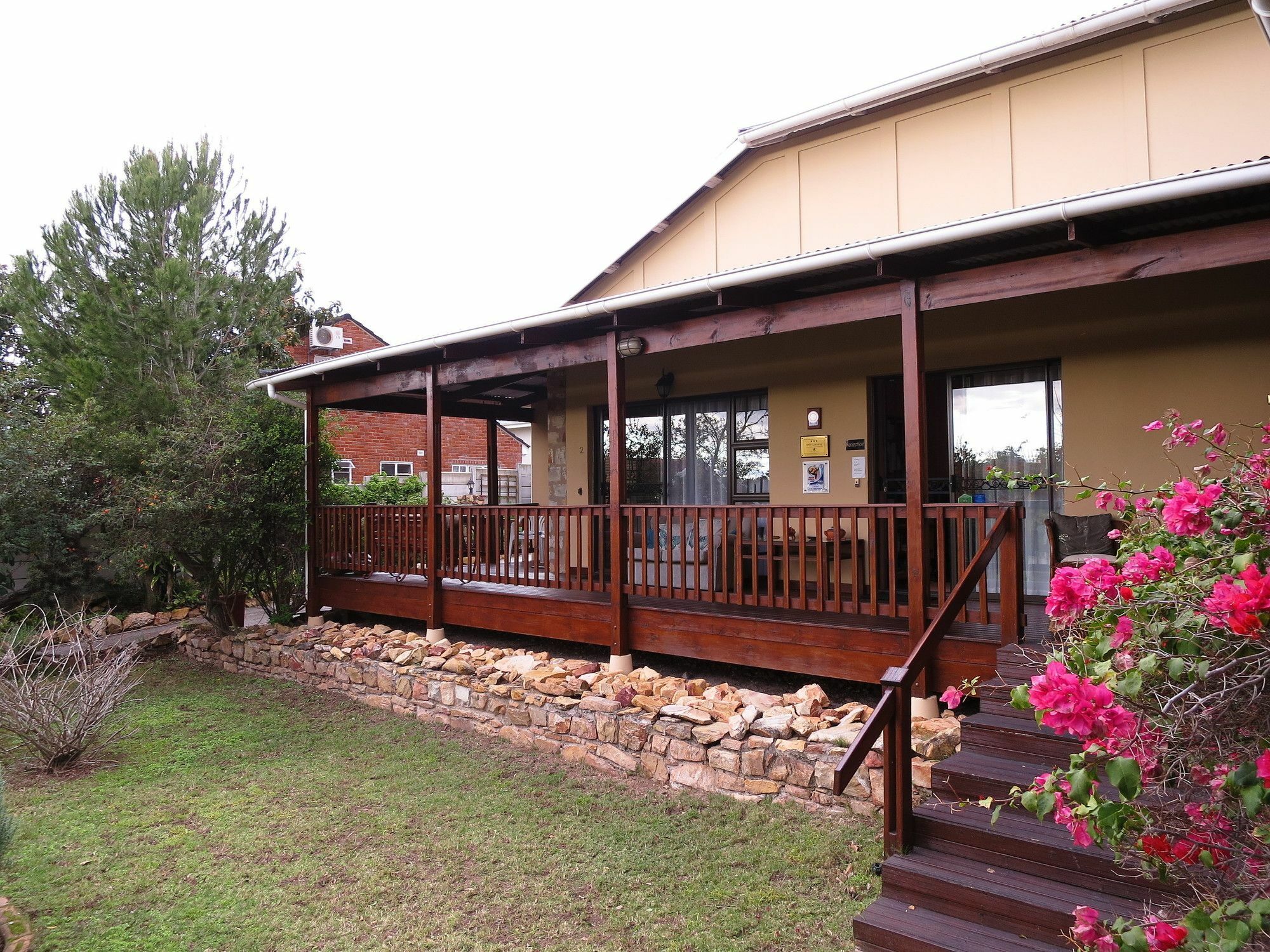 Dempsey'S Self-Catering Guest House Port Elizabeth Exteriér fotografie